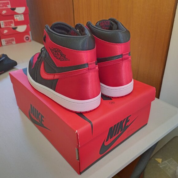 Size 10.5 - Air Jordan 1 Retro OG 2023 High Satin Bred mens 10.5 womens 12 - Picture 10 of 12